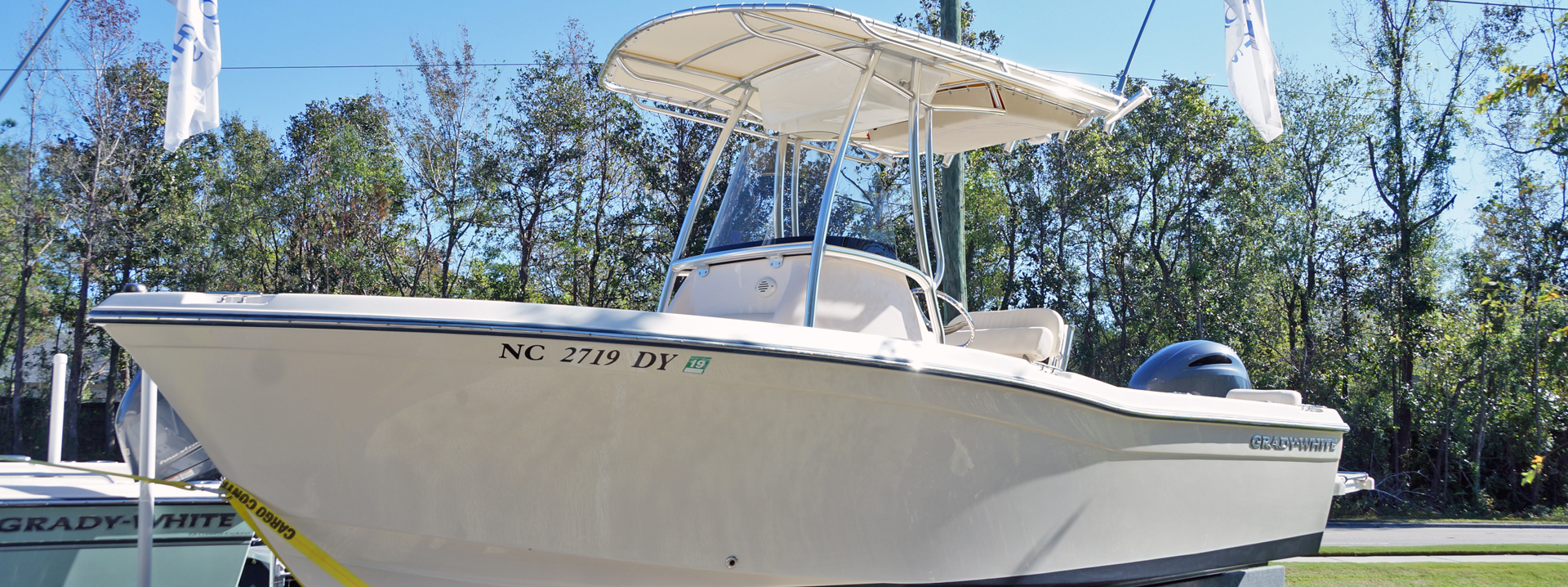 2014 Grady-White 209 Fisherman Feature